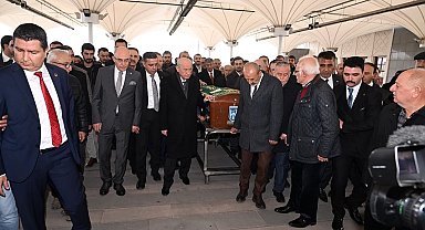 MHP Lideri Bahçeli, eski Sincan İlçe Başkanı Sabri Can'ın cenaze törenine katıldı