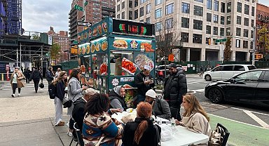 Mısırlı satıcıyı İslam karşıtı sözleriyle taciz eden Obama'nın eski danışmanı gözaltına alındı