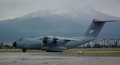 MSB: "Türkiye'de tedavi görecek olan 109 Gazzeli kardeşimizin tahliyesi için bir adet A400M uçağı görevlendirildi"