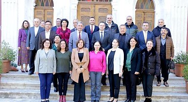 Muğla'da emekli öğretmenler unutulmadı