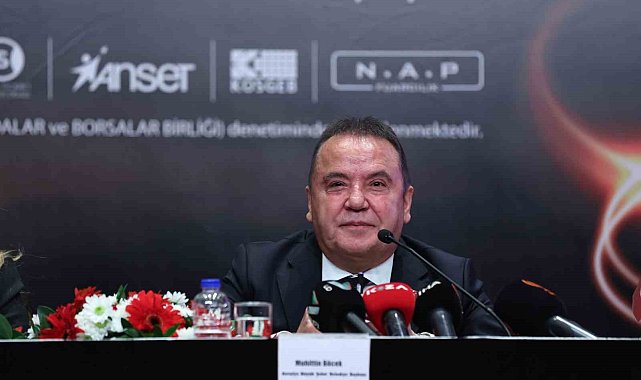 Muhittin Böcek'ten adaylık açıklaması: "Suskunluğumuz asaletimizdendir"