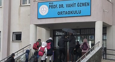 Muş'ta ara tatil sonrası ilk ders zili çaldı