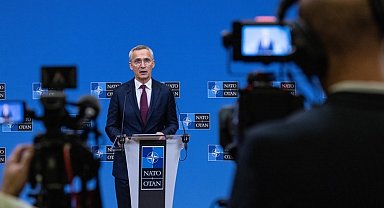NATO Genel Sekreteri Stoltenberg: "Rusya, Çin'e giderek daha bağımlı hale geliyor"
