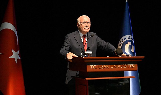 Öğretmenler Günü, Uşak Üniversitesinde Kutlandı