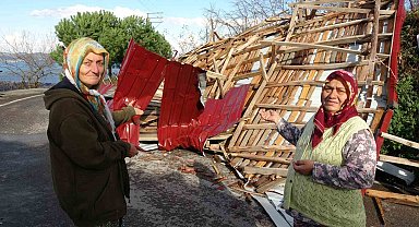 Ordu'da fırtına 1 yıllık çatıyı uçurdu: "35 yıldır böyle bir şey görmedim, deprem zannettik"