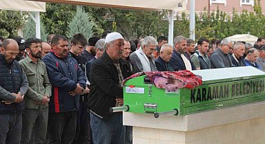 Ormanlık alanda topladıkları mantarı yediler, anne öldü, baba ve oğlu tedavi altında