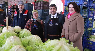 Pazar yeri modern pazarcılar şık oldu