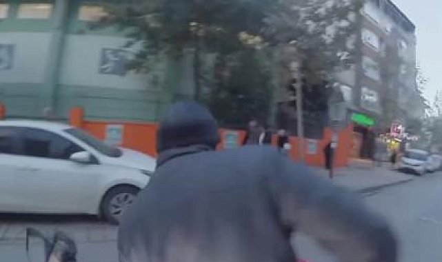 Pendik'te motor kuryeden servis sürücüsüne 'Polat Alemdar' tepkisi