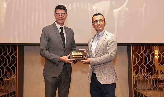 "400 kadının 267'si, yani yarıdan fazlası en az 10 göstergede yoksunluk yaşıyor"
