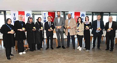 "Kraliçe Arılar Projesi"nde ilk hasat
