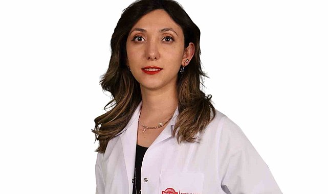 "Sert ve yanlış fırçalama, diş eti rahatsızlığı sebebi"