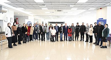 Rektör Savaş, öğrencilerle buluştu