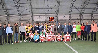 Rektörlük futbol takımı şampiyon oldu