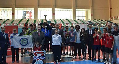 Salihli'de minik raketlere ödülleri verildi