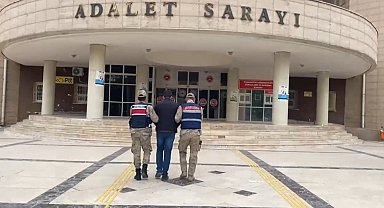Şanlıurfa'da aranan dolandırıcı sahte kimlikle yakalandı