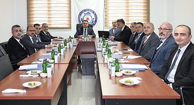 Şehrin yöneticileri Kütahya Teknokent'te bir araya geldi