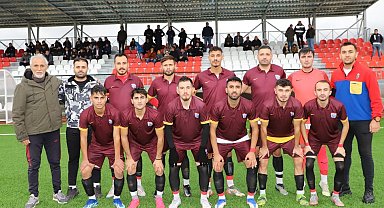 Selendi Belediyespor Killik Spor'u gole boğdu: 7-0