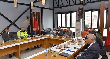 Şemdinli'de kar mücadele toplantısı yapıldı