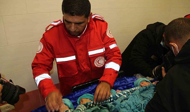 Şifa Hastanesi'nden tahliye edilen 28 prematüre bebek Mısır'a götürüldü