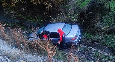 Siirt'te otomobil şarampole uçtu: 1 ölü, 8 yaralı