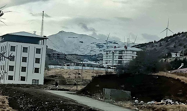 Sincik ilçesinde ilk kar düştü