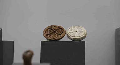 Sivas'ta bulunan bin 500 yıllık ekmek mührü Arkeoloji Müzesi'nde sergileniyor