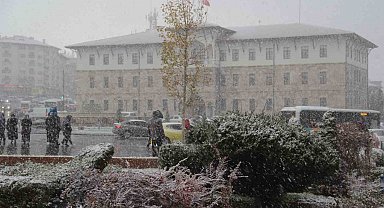 Sivas'ta kar özlemi sona erdi