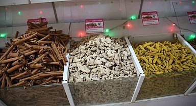 Soğuklar geldi, bitki çaylarına rağbet arttı: En çok zencefil, zerdeçal ve tarçın tercih ediliyor