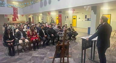 Sultanbeyli'de öğretmenlerden Filistin'e yardım