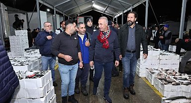 Sultangazi Belediye Başkanı Dursun'dan balıkçılara sürpriz ziyaret