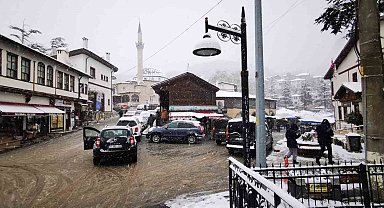 Tarihi Osmanlı kasabalarında kış güzelliği yaşanıyor