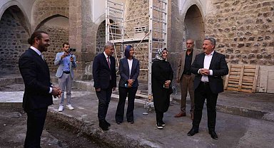 Tarihine sahip çıkan Melikgazi, Köşk Medrese'yi gün yüzüne çıkarıyor