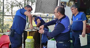 Tarsus'ta 350 litre sahte zeytinyağı ele geçirildi