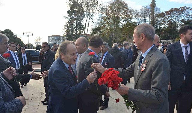 Tekirdağ'da Öğretmenler Günü kutlamaları