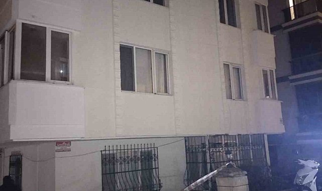 Temel kazısında meydana gelen toprak kayması sonucu bina boşaltıldı