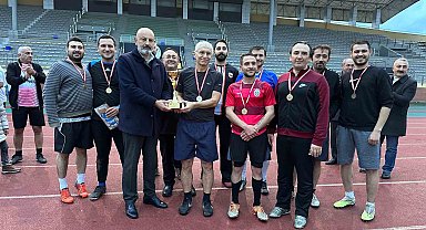 TFF yöneticisinden ESTÜ'ye övgü dolu sözler