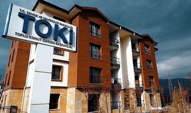 TOKİ, bin 779 sosyal konutu teslim etmeye başladı
