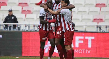 Trendyol Süper Lig: E.Y. Sivasspor: 1 - Y. Adana Demirspor: 0