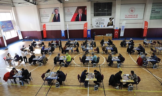 Tuşba Belediyesinden geleneksel satranç turnuvası