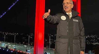 Ulaştırma ve Altyapı Bakanı Abdulkadir Uraloğlu bakımı devam eden FSM Köprüsü'nde incelemerde bulundu