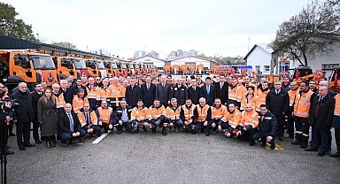 Ulaştırma ve Altyapı Bakanı Uraloğlu: "200 adet makine ve 105 adet ekipman olmak üzere toplam 305 adet makine ve ekipmanı karayollarımıza kazandırdık"