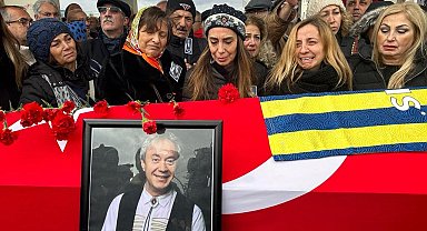 Ünlü sunucu Metin Uca son yolculuğuna uğurlandı