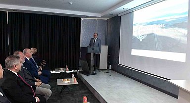 Vali Coşkun, Çardak'ta temaslarda bulundu