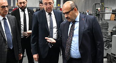 Vali İsmail Ustaoğlu'ndan fabrika ziyareti