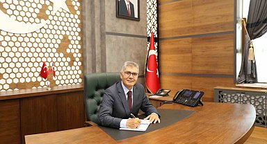 Valisi Çelik: "Öğretmenlerimiz, toplumun eğitim ve gelişmişlik düzeyinin göstergesi olmuşlardır"