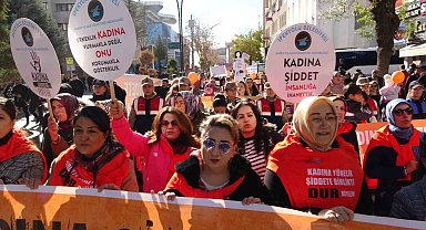 Van'da "Kadına Şiddete Hayır" yürüyüşü yapıldı
