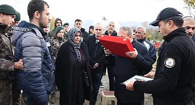 Vefat eden polis son yolculuğuna uğurlandı
