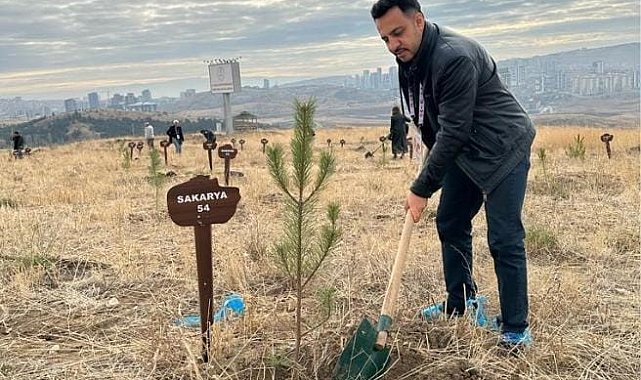 Yılın öğretmeni seçildi, Ankara ve İstanbul'da Sakarya'yı temsil etti