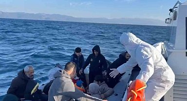 Yunan Sahil Güvenlik ölüme terk ediyor, Türk Sahil Güvenlik kurtarıyor