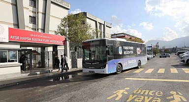 Yunusemre'den üniversite öğrencilerine ücretsiz ulaşım
